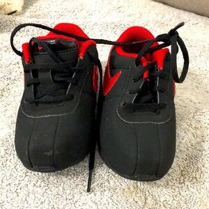 Nike Shox Size 6 Toddler.